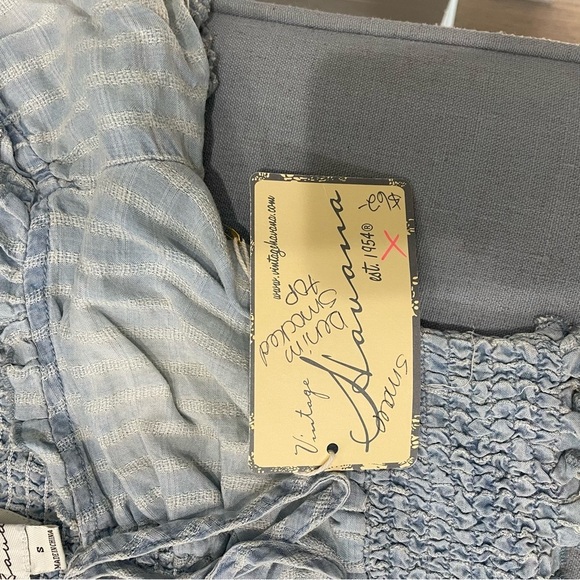 Chambrey colored crop top - Picture 2 of 5